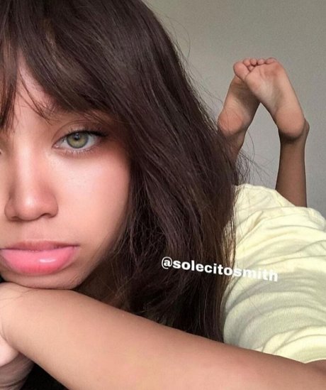 Solecitosmithh adult model photo