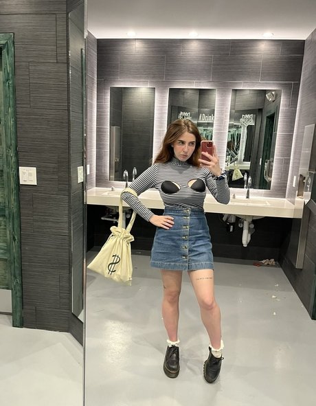 MeganBitchell star porn pictures