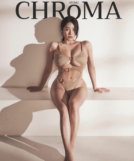 big tits curvy onlyfans nude photo