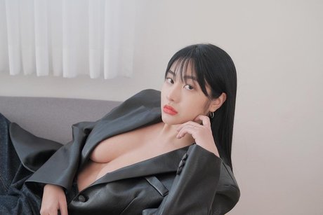 Tashay0ung model xxx gallery