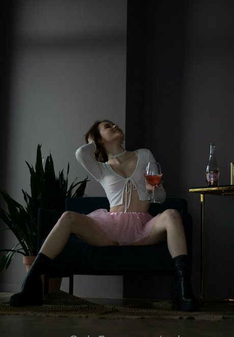 naked pictures onlyfans art nude image