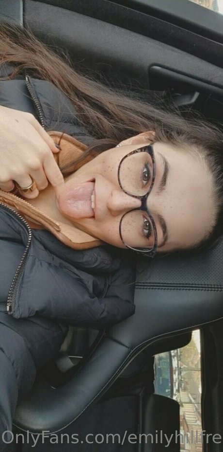 emilyhillfree xxx actress photo