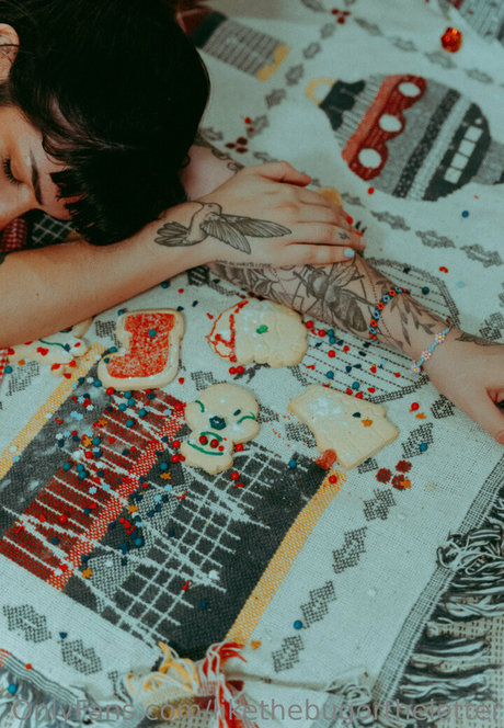 likethebugortheletter exclusive star photo