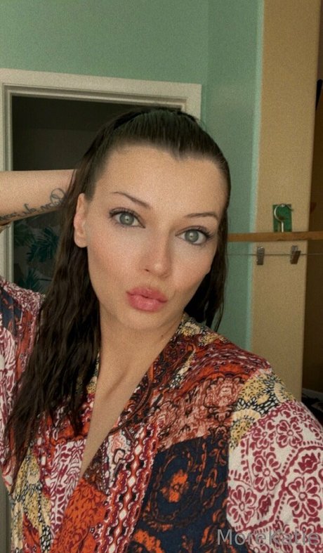 outside onlyfans sexy naked photos