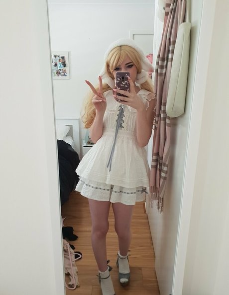 elefire the elf pornstar pretty photo