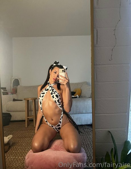 tiny onlyfans sexy nudes photo