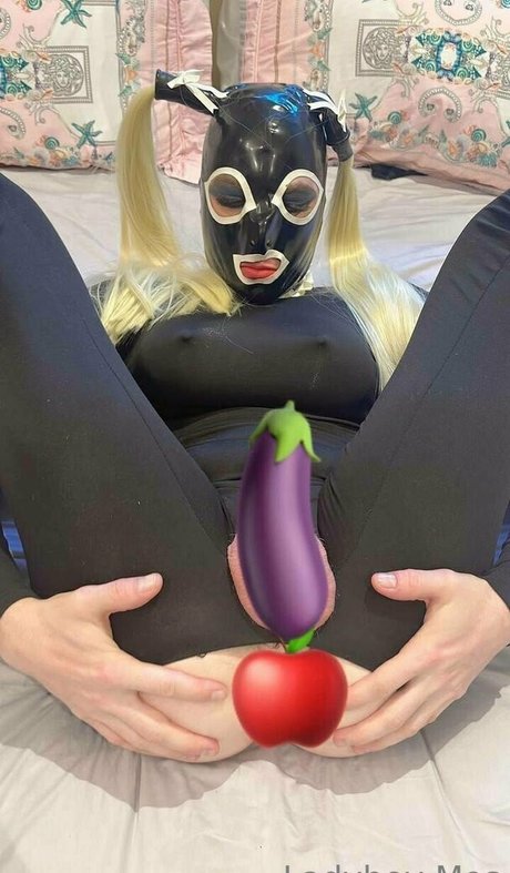 ladyboymos exclusive model photo