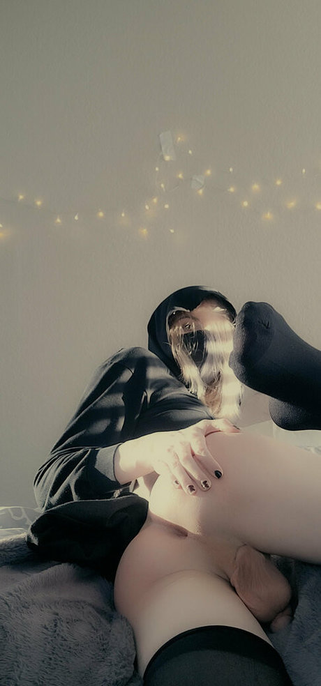 averyellisxo star picture