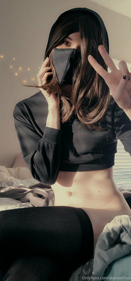 averyellisxo star exclusive archive