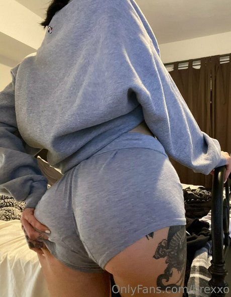 brexxo high quality actress photos