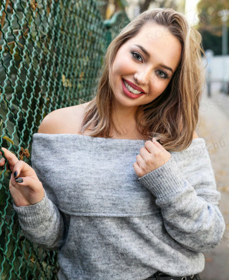 Vivi Cica and Kandur Bandi erotic pornstar img