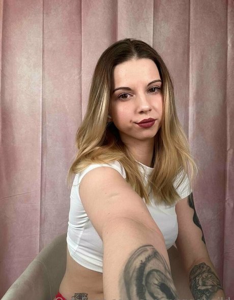 sammysbowlingparadise naked pornstar img