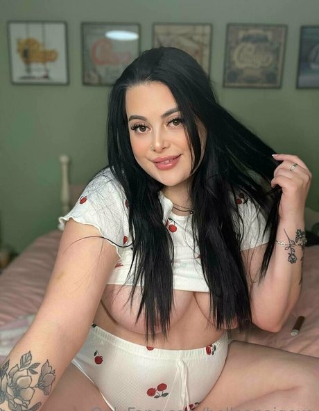 bellaapaigexo star porn gallery