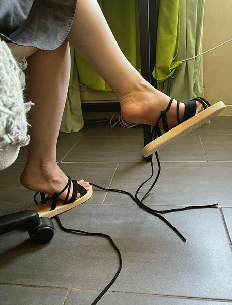 pixiearch free model images