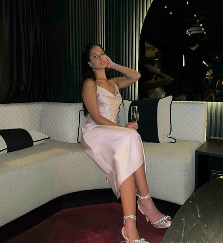 lilycleo exclusive actress pictures