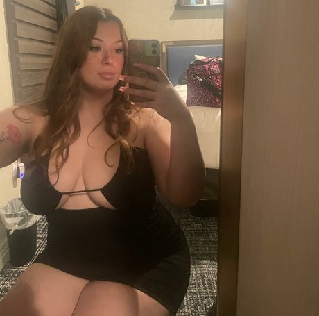 Lilly47 naked actress photo