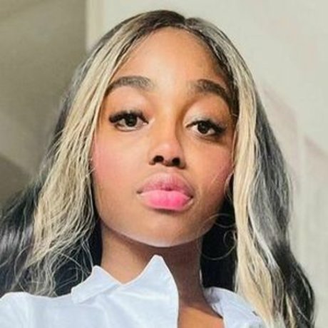 Lucero Black pretty model archive