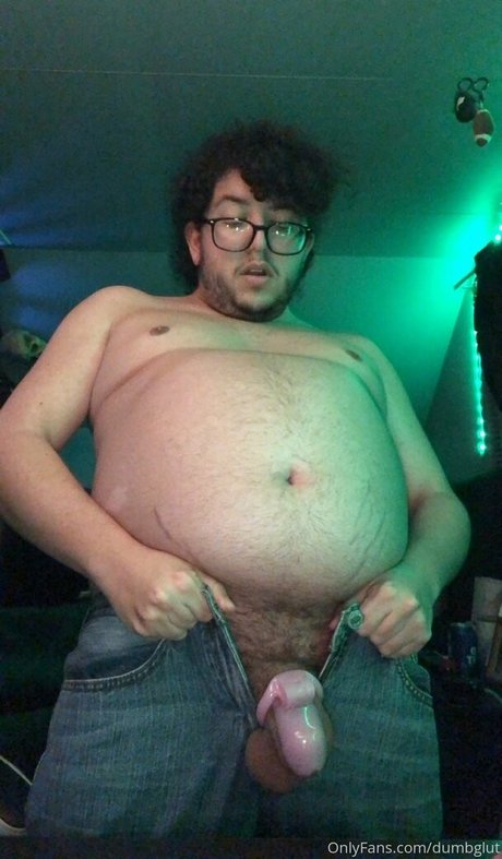 dumbglut art model pictures