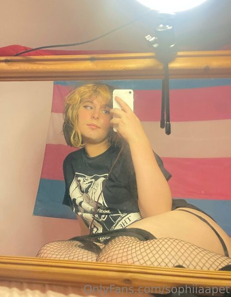 sophiiaapet pornographic star pictures