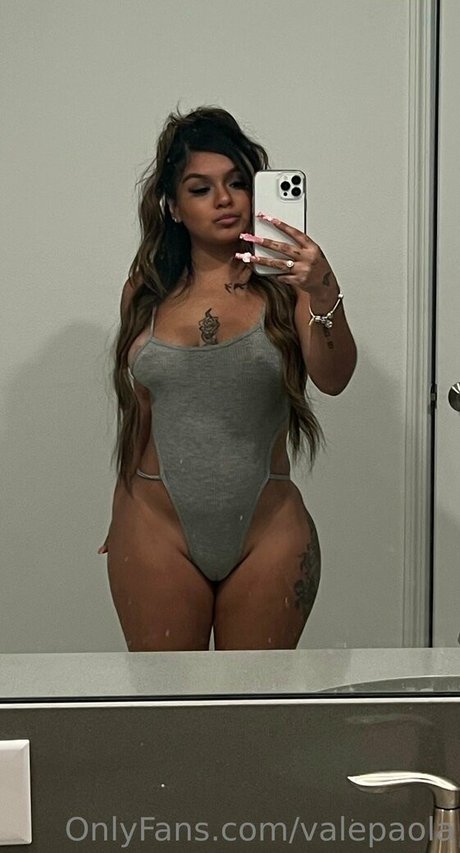 valepaola beautiful pornstar pics