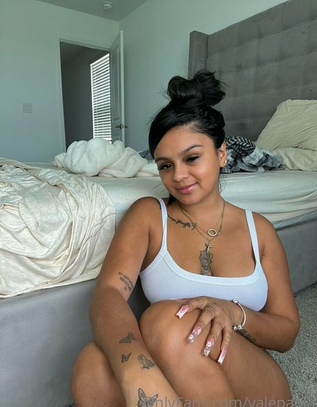 valepaola nudes pornstar picture