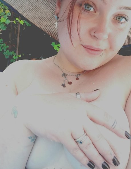 inked reader model naked img