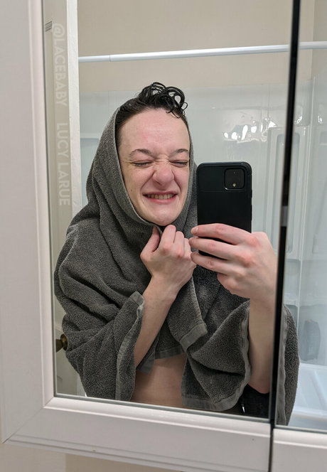 lucylarue naked model photos