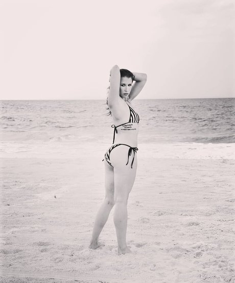 Aubrey Edwards star high quality img