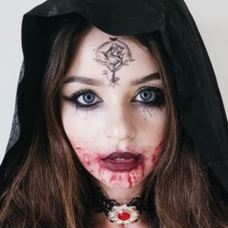 Chloe Lockley perfect star pictures