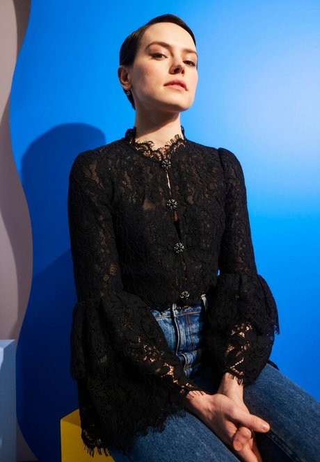 Daisy Ridley nice pornstar photos