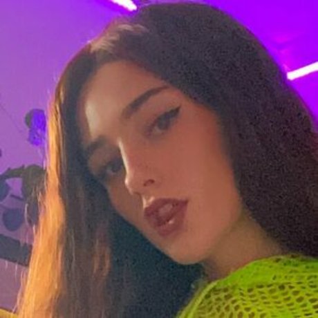 Venusmoorez hot star photo