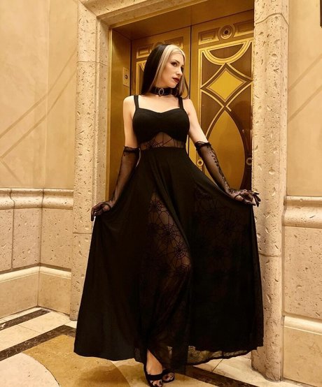 Laura Amuyus xxx actress pictures