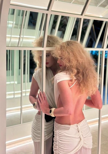 Kathrynton pornographic actress photo