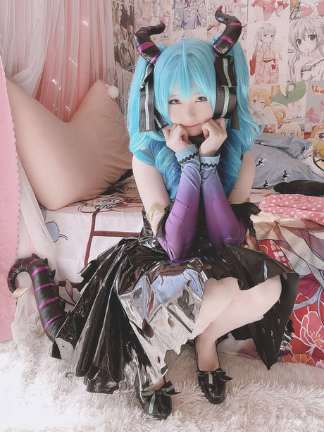 Xidaidai pornstar free gallery