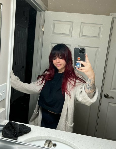 britontwitch erotic model pictures