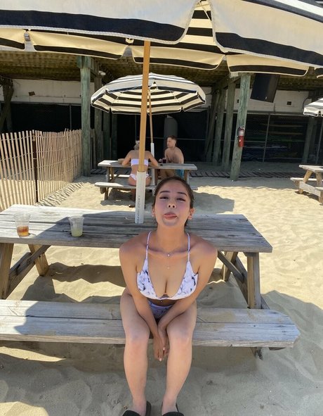 Leona Naito pornographic star img