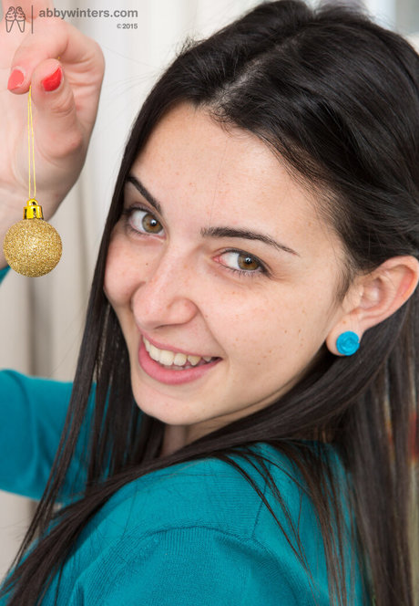 lesbian kissing onlyfans free nude photos