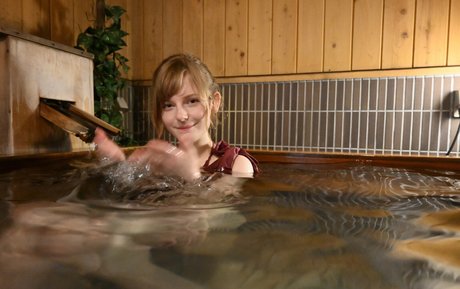 mom daughter onlyfans hd pic