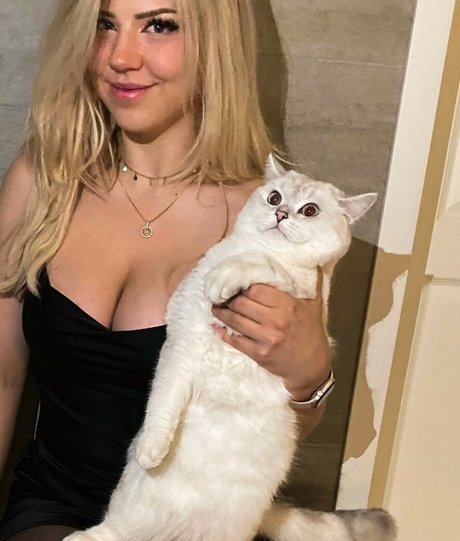 yoga onlyfans hot porn pic