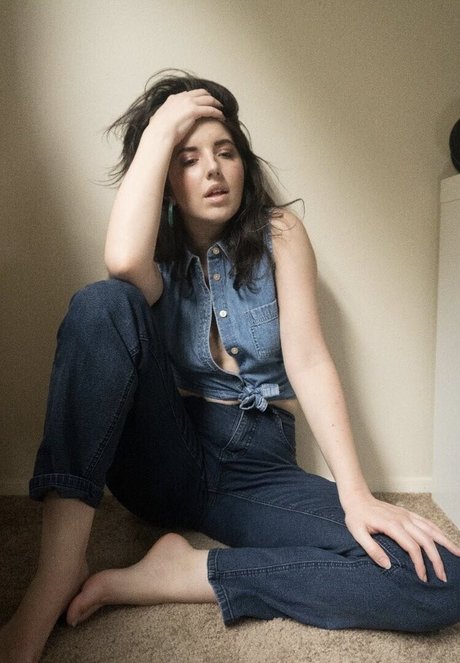 Slight Sounds ASMR nudes star archive