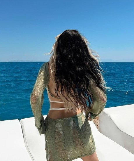 Kika Kim model beautiful photos