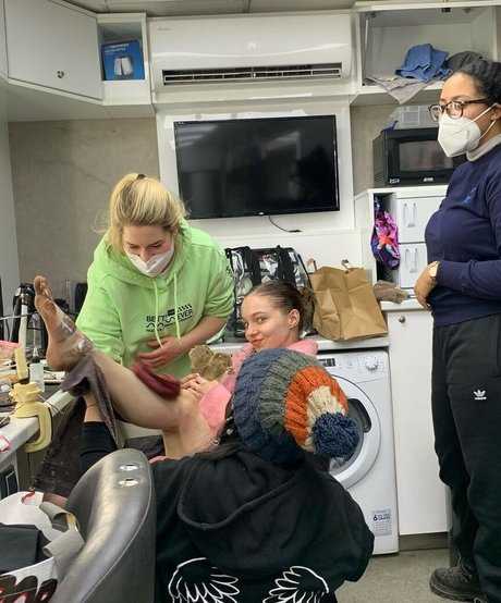 Emma Myers naked star photo