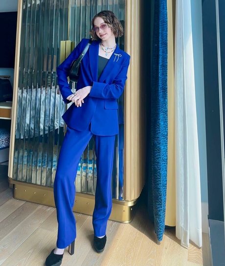 Emma Myers erotic actress gallery