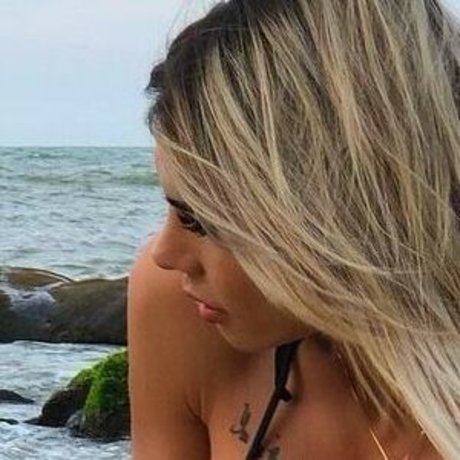 Allana 047 erotic star images