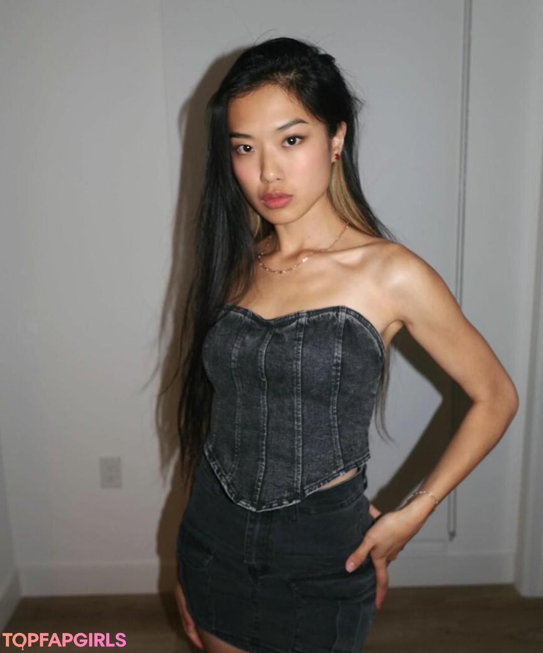 Nemsko xxx model img