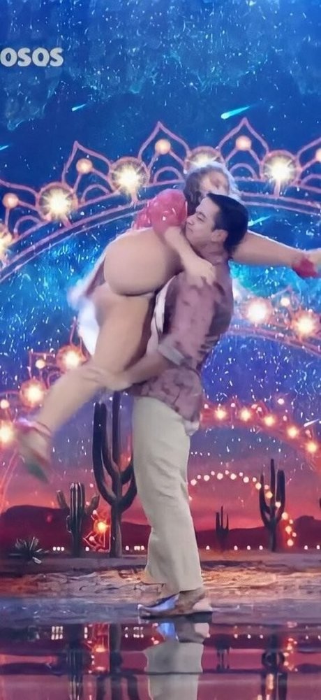 Paolla Oliveira beautiful actress picture