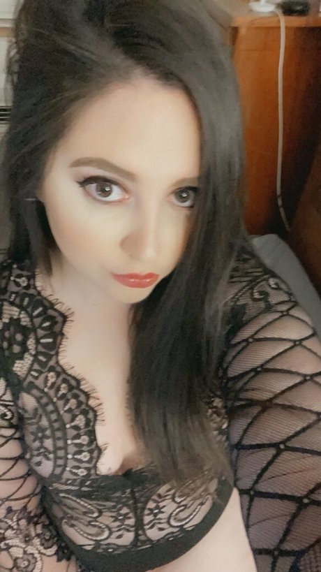 ava hadley exclusive model img