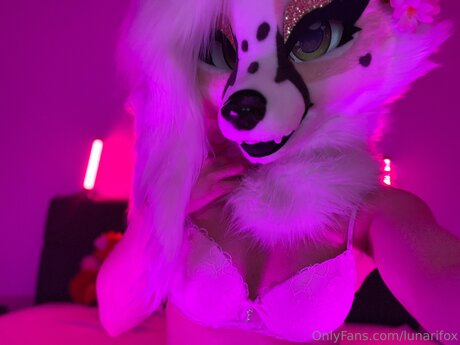 Lunarifox erotic actress gallery