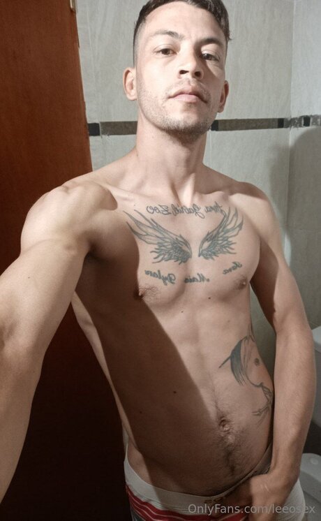 Leeosex star adult photos