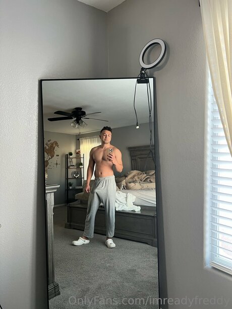 Imreadyfreddy star art pictures